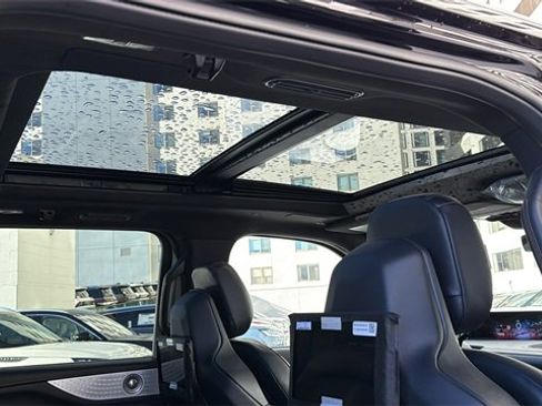 New 2025 Lincoln Navigator L Black Label image 5