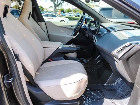 Used 2023 BMW iX xDrive50 w/ Premium Package AWD/4WD image 16