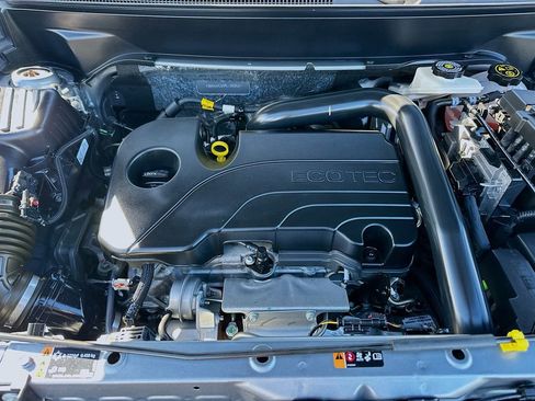 Certified 2024 Chevrolet Equinox LS w/ LS Convenience Package image 28
