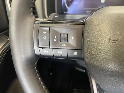 Certified 2025 Nissan Rogue SL AWD/4WD image 12