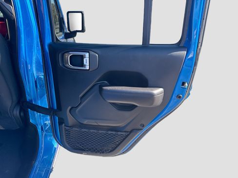 Used 2020 Jeep Gladiator Rubicon w/ Trailer Tow Package image 27