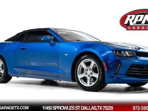 Used 2017 Chevrolet Camaro LT RWD image 1