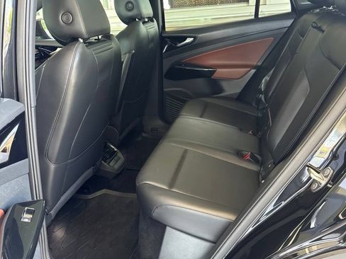 Certified 2022 Volkswagen ID.4 Pro S RWD image 10
