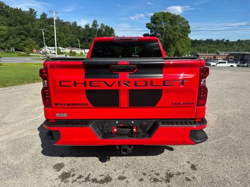 Used 2024 Chevrolet Silverado 1500 Custom w/ Rally Edition AWD/4WD image 4
