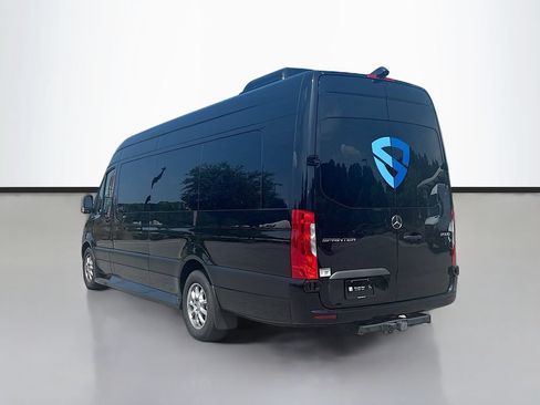 Used 2022 Mercedes-Benz Sprinter 2500 image 5