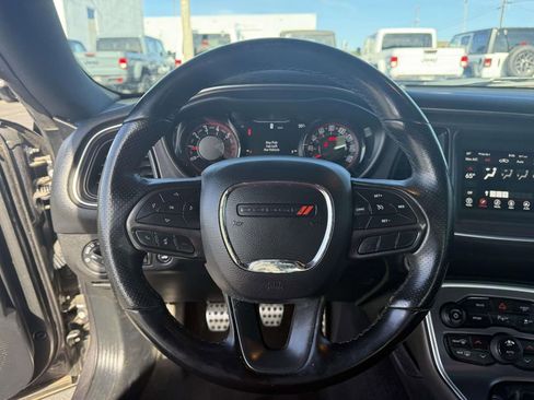 Used 2020 Dodge Challenger R/T w/ Blacktop Package image 16