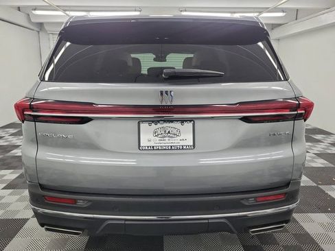 Used 2025 Buick Enclave Preferred FWD image 5