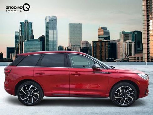 Used 2024 Lincoln Corsair Grand Touring w/ Equipment Group 301A image 6