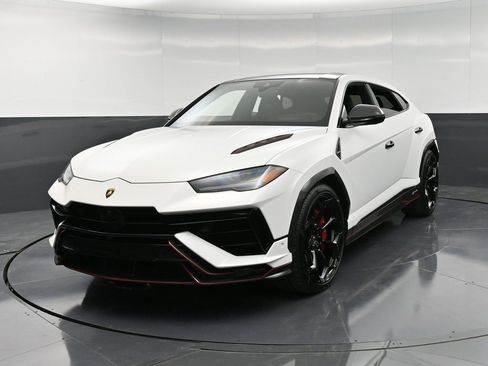 Used 2023 Lamborghini Urus Performante image 6