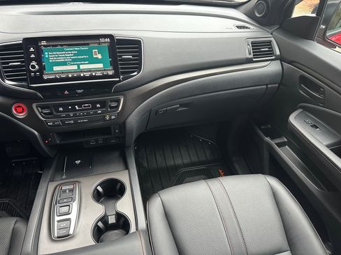 Used 2024 Honda Ridgeline TrailSport image 18
