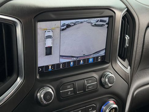 Used 2022 GMC Sierra 2500 AT4 w/ AT4 Premium Plus Package AWD/4WD image 21