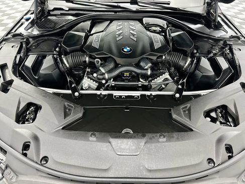 Used 2019 BMW M850i xDrive M850i xDrive image 25