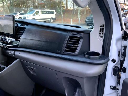 Used 2023 Ford Transit 350 XLT image 18