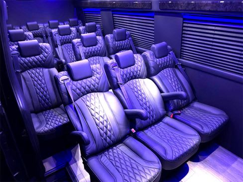 Used 2024 Mercedes-Benz Sprinter 3500 image 20