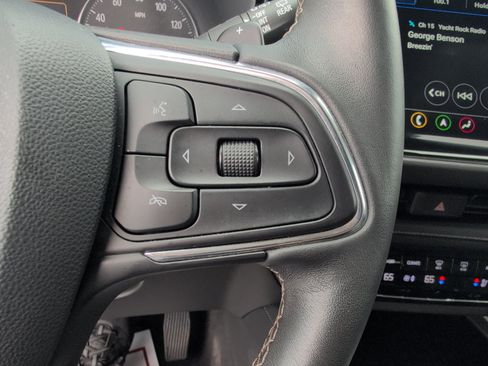 Used 2023 Buick Envision Avenir AWD/4WD image 24