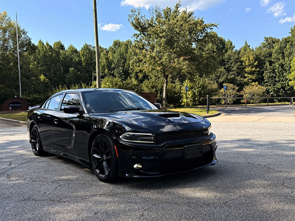 Used 2018 Dodge Charger R/T Scat Pack RWD image 3