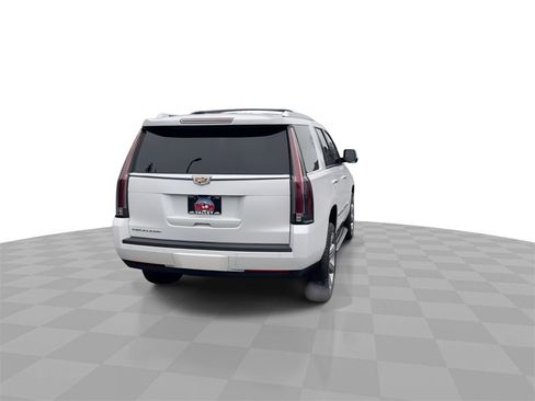 Used 2020 Cadillac Escalade Premium Luxury image 7
