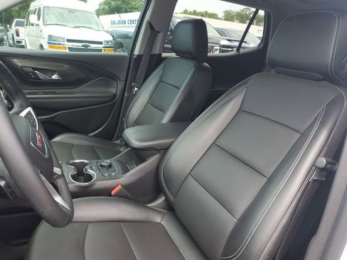 Used 2023 GMC Terrain SLT w/ Infotainment Package II FWD image 19