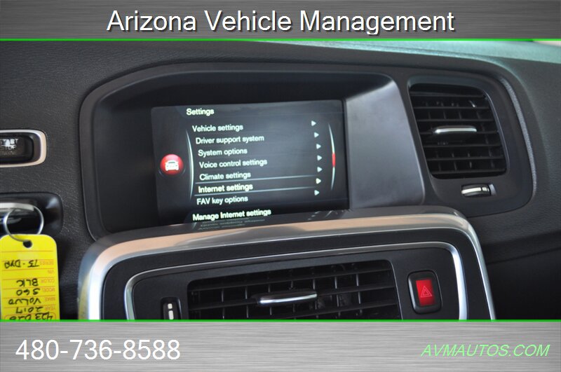 Used 2017 Volvo S60 T5 Dynamic FWD image 28