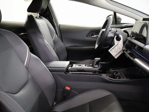 New 2027 Toyota Prius XLE FWD image 26