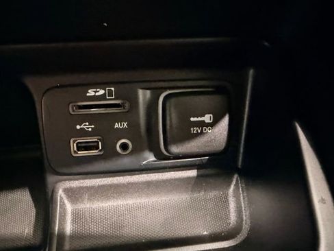 Used 2016 Jeep Cherokee High Altitude image 38