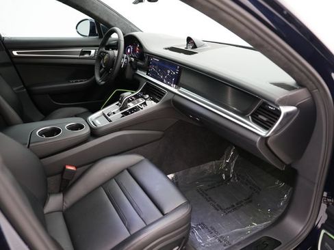 Certified 2023 Porsche Panamera GTS AWD/4WD image 28