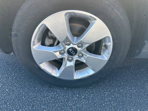 Used 2019 Kia Soul image 10