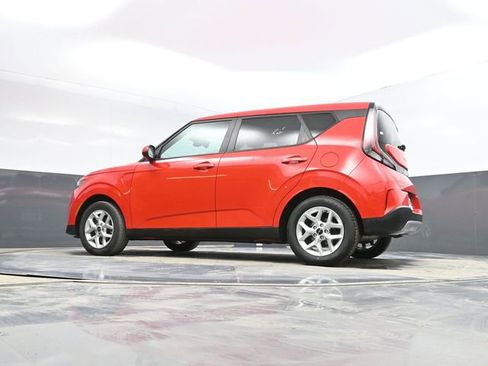 Used 2024 Kia Soul LX w/ Option Group 015 image 44