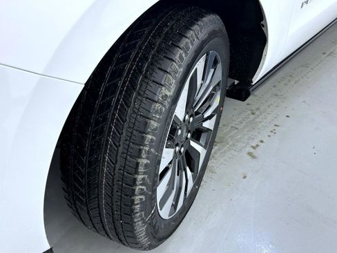 New 2026 Ford Expedition Platinum w/ Driver's Package image 26