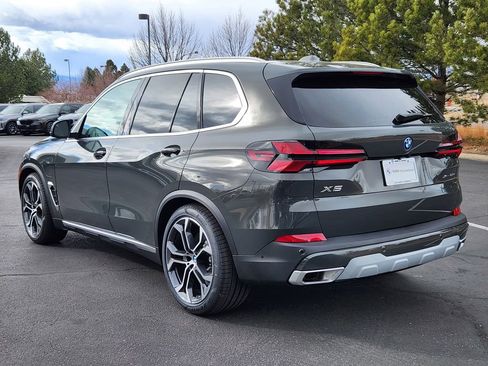 New 2026 BMW X5 xDrive50e w/ Climate Comfort Package AWD/4WD image 3
