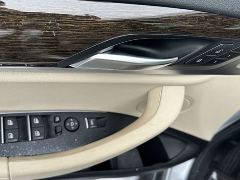 Used 2019 BMW X3 xDrive30i w/ Convenience Package image 2