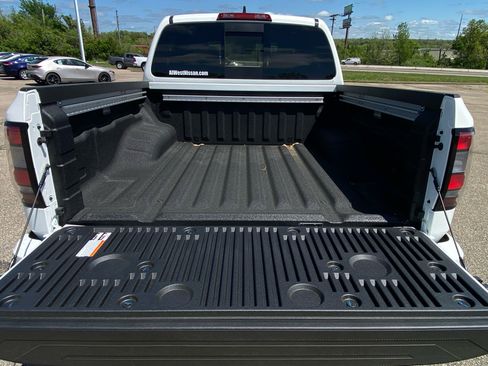 New 2026 Nissan Frontier PRO-4X w/ Pro Premium Package AWD/4WD image 17