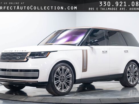 Used 2023 Land Rover Range Rover SV AWD/4WD image 1