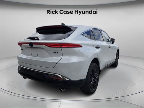 Used 2024 Toyota Venza Nightshade image 5