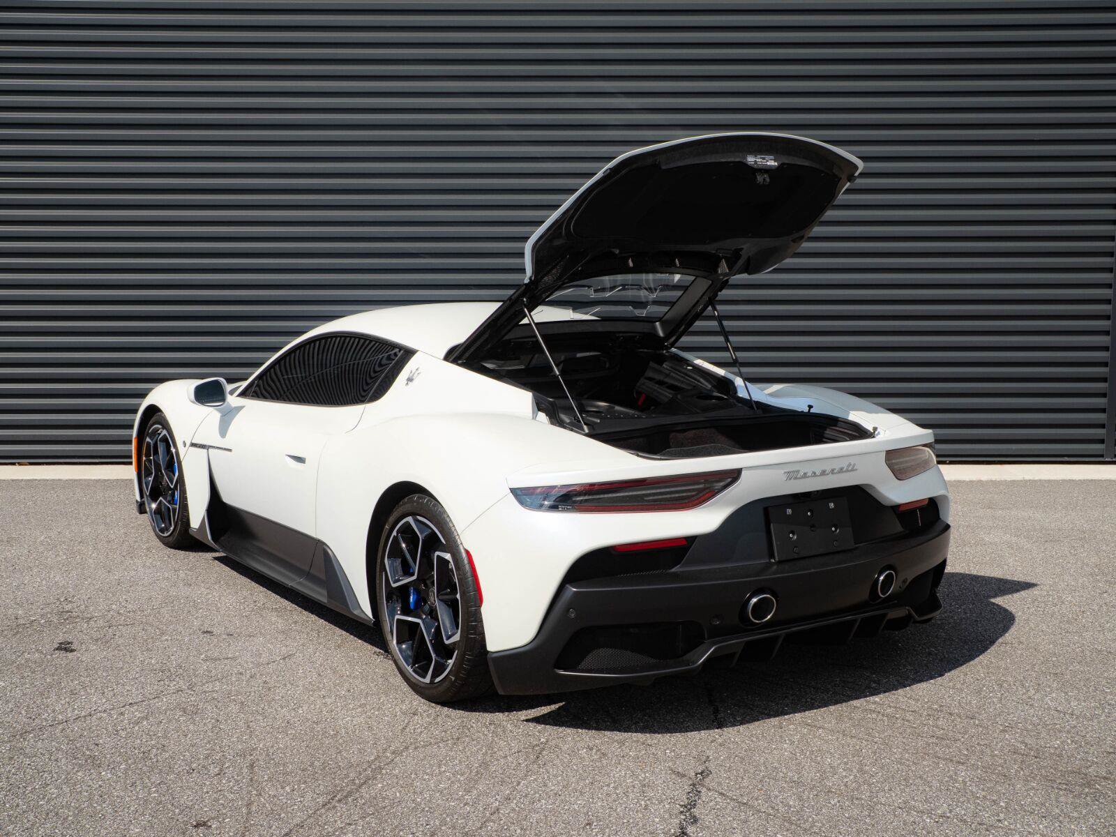 Used 2022 Maserati MC20 Coupe RWD image 25