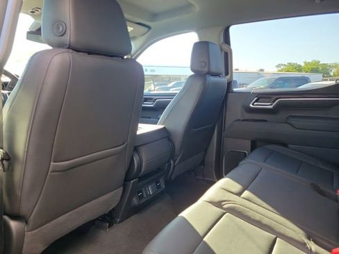Used 2026 GMC Sierra 1500 SLT image 16