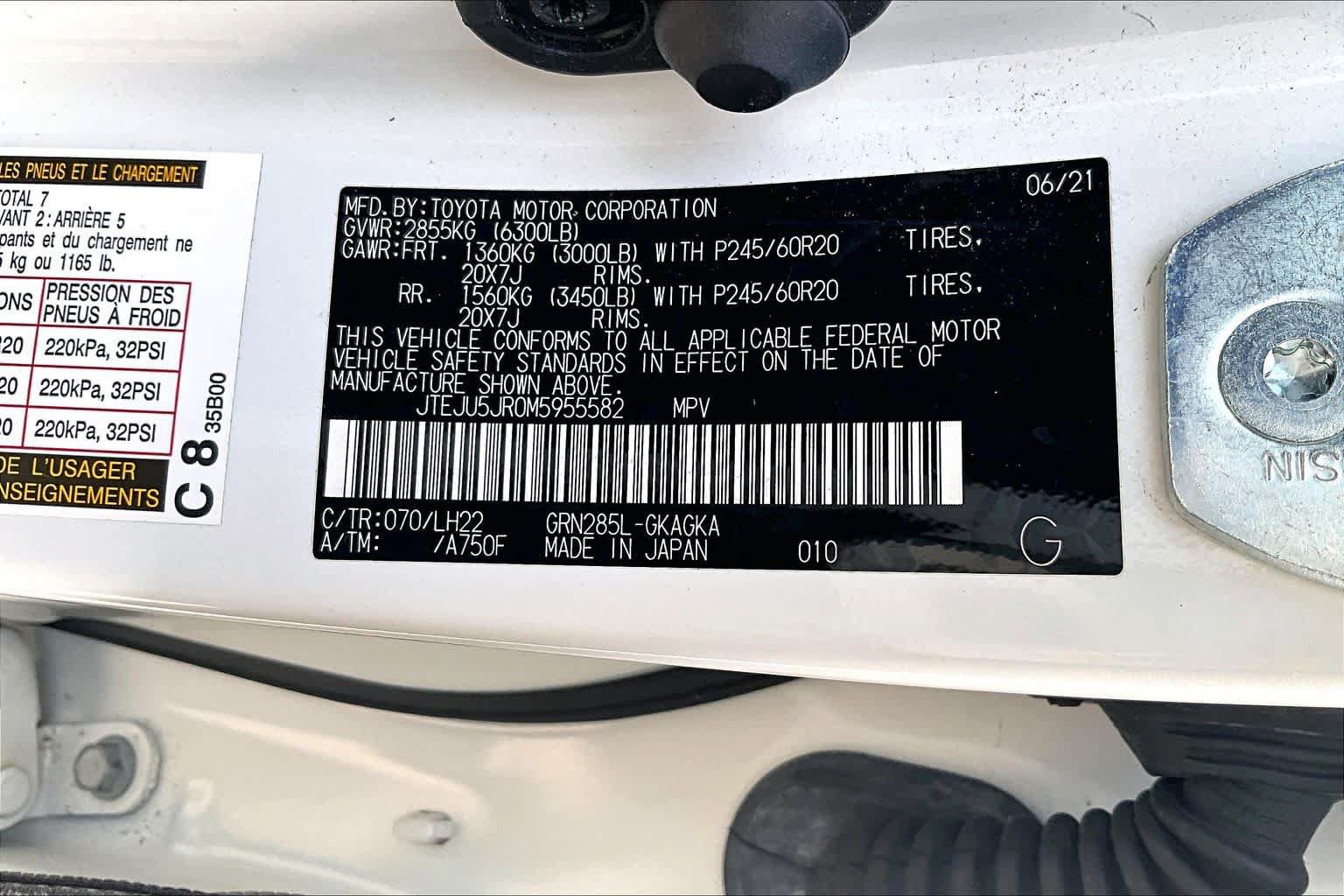 Used 2021 Toyota 4Runner Nightshade AWD/4WD image 37