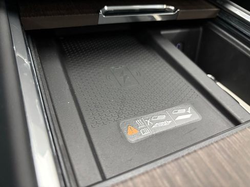 New 2026 GMC Acadia Denali w/ Super Cruise Package image 39