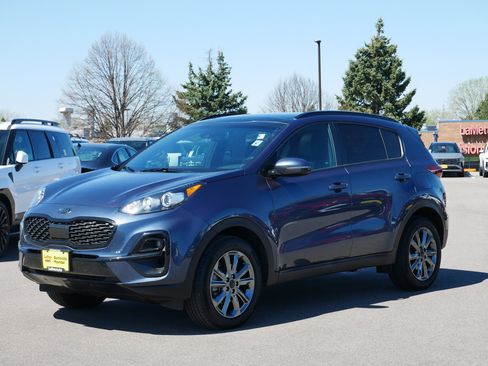 Used 2021 Kia Sportage S w/ S AWD Premium Package image 3