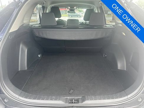 Used 2025 Toyota RAV4 XLE FWD image 26