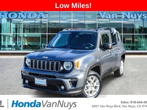 Used 2022 Jeep Renegade Latitude AWD/4WD image 1