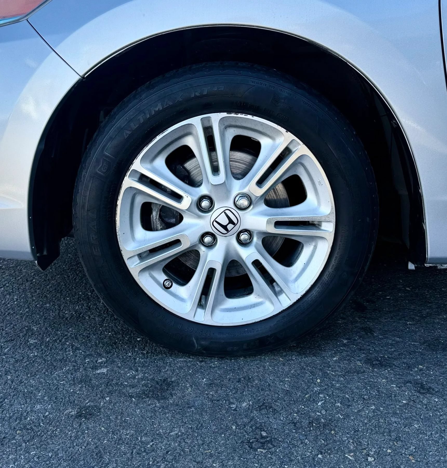 Used 2010 Honda Insight EX image 37