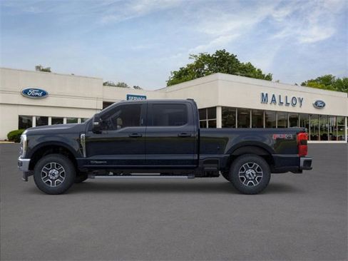 New 2026 Ford F250 Lariat w/ FX4 Off-Road Package image 3