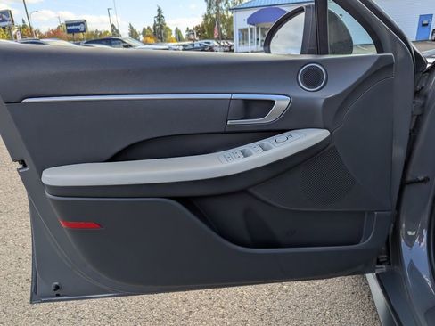 Used 2023 Hyundai Sonata SE image 10