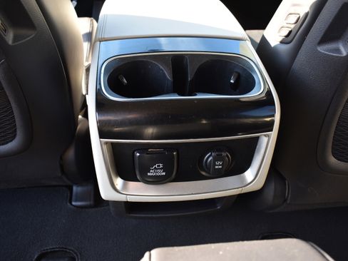 Used 2022 Kia Carnival SX image 31