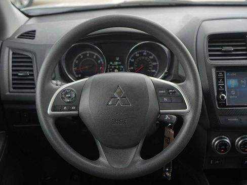 Used 2022 Mitsubishi Outlander Sport ES FWD image 16
