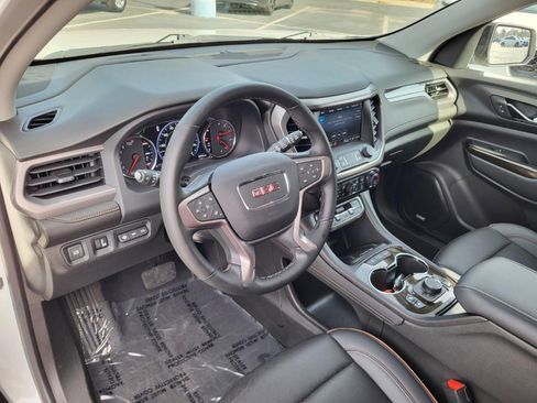 Used 2023 GMC Acadia AT4 w/ Technology Package image 11
