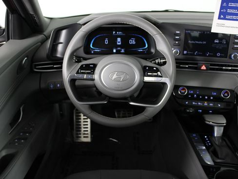 Certified 2026 Hyundai Elantra SEL Sport Premium FWD image 8