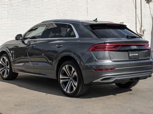 Used 2019 Audi Q8 Prestige image 10