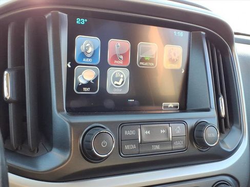 Used 2016 Chevrolet Colorado LT w/ LT Convenience Package image 11